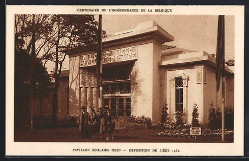 Chaise longue exposition - longue,,